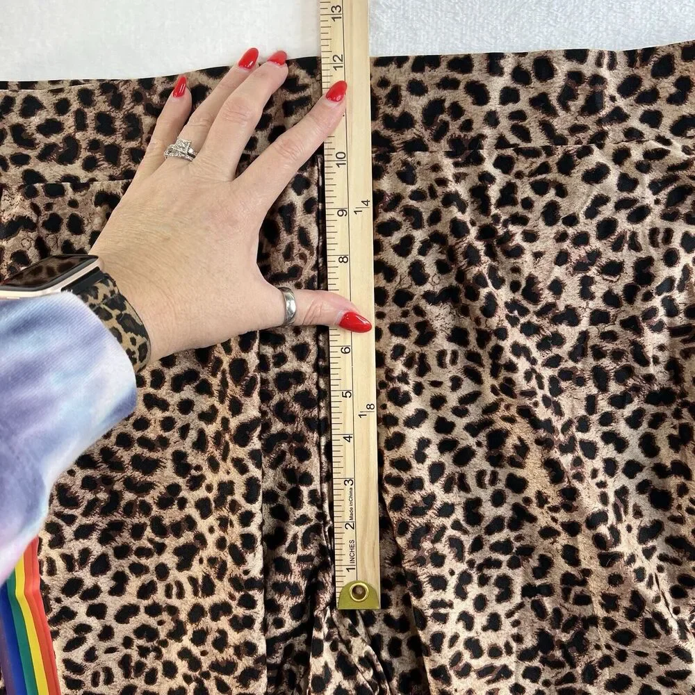 Torrid 3 3X Full Length Signature Waist Liquid Legging Animal Rainbow Stripe - Picture 10 of 11